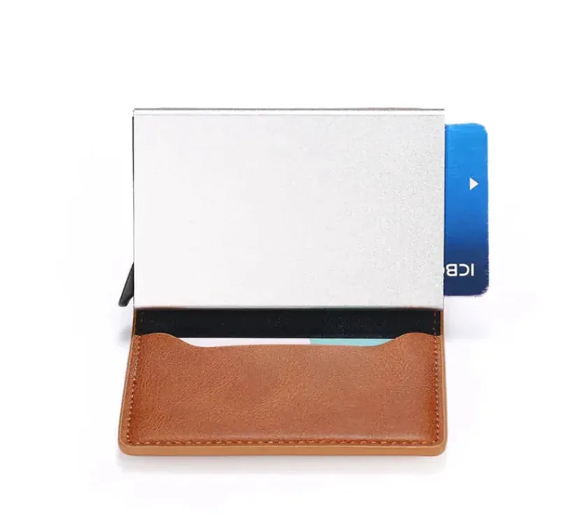 Hold - Anti-Theft Leather Wallet with RFID/NFC Protection - Vegan leather - Imported