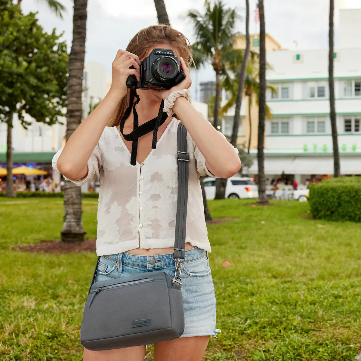 Metro Anti-Theft Dome Crossbody